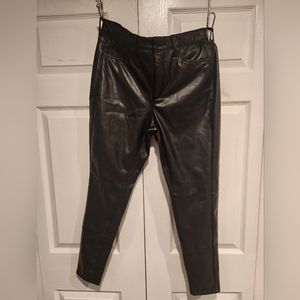 Torrid 10R Skinny Black